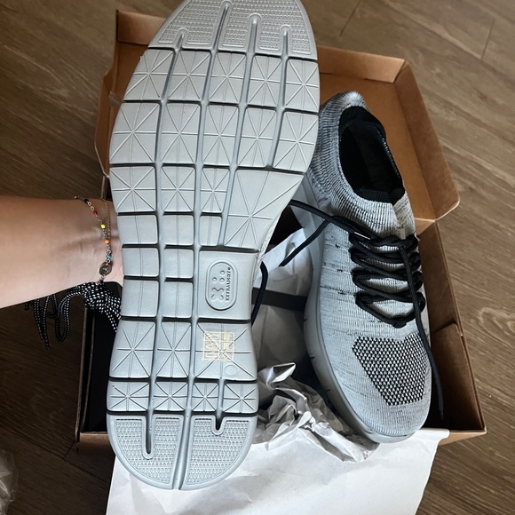 Gray and Black Knit Sneakers American Tall Size 14 - Picture 2 of 5